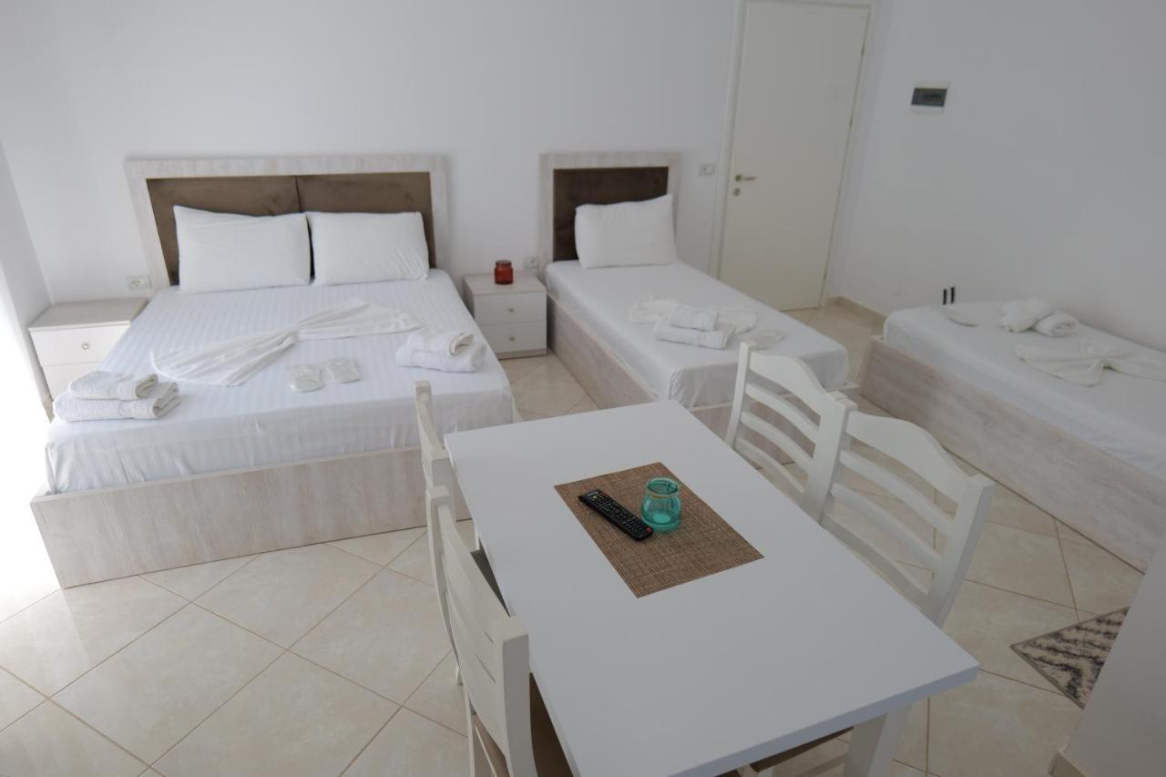 Seahorse Hotel Ksamil Luaran gambar