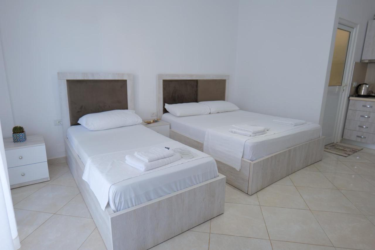 Seahorse Hotel Ksamil Luaran gambar