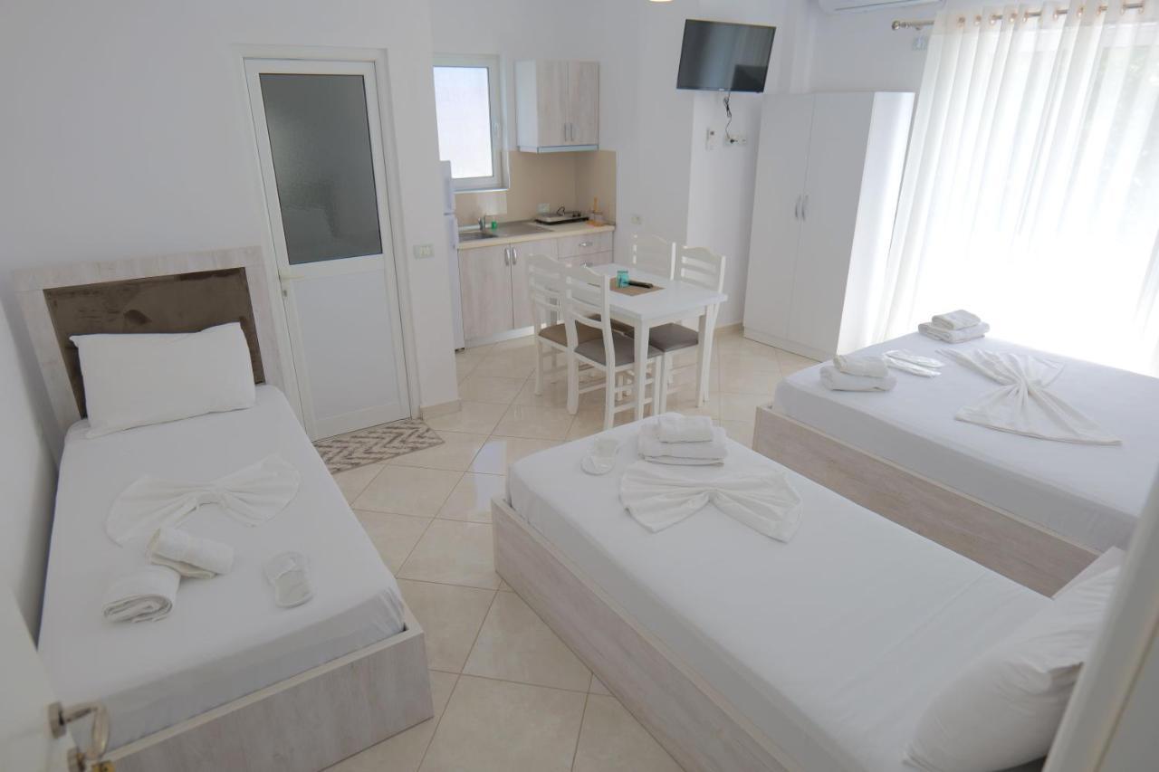 Seahorse Hotel Ksamil Luaran gambar